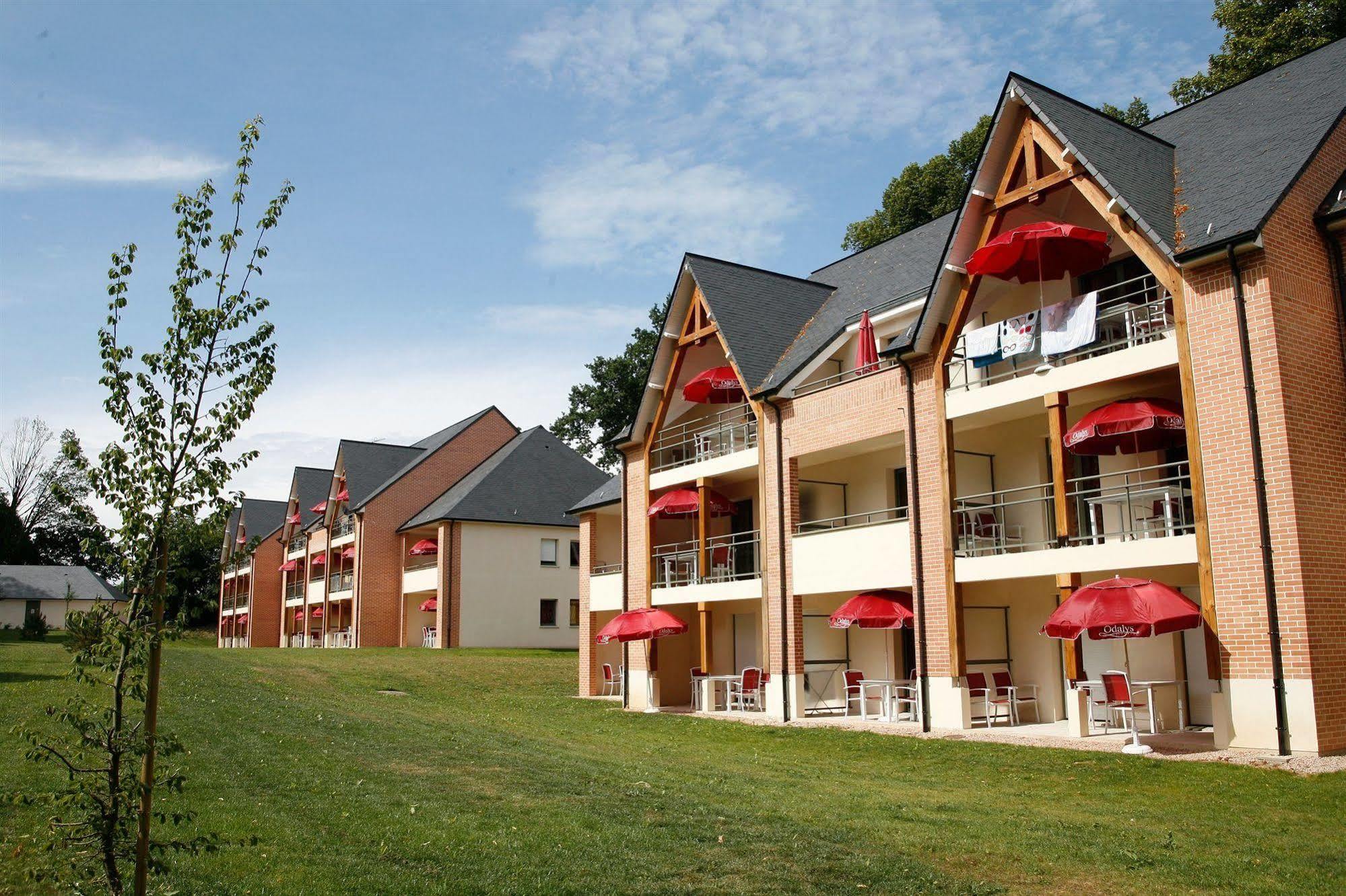 Le Chateau De Pretreville La Rivière-Saint-Sauveur Buitenkant foto